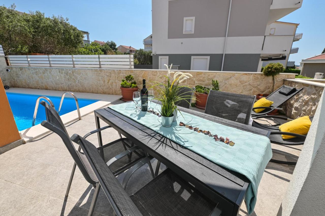 Apartment Funtastic With Private Pool Novalja Eksteriør bilde