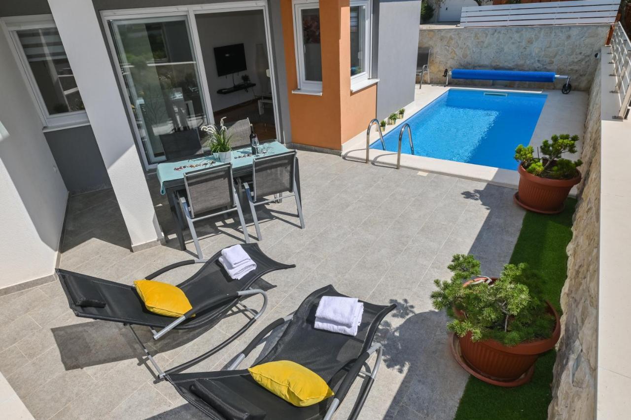 Apartment Funtastic With Private Pool Novalja Eksteriør bilde